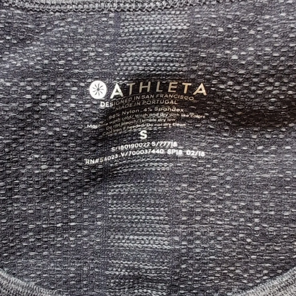 Athleta Heathered Gray Short Sleeve Tee - Picture 2 of 4